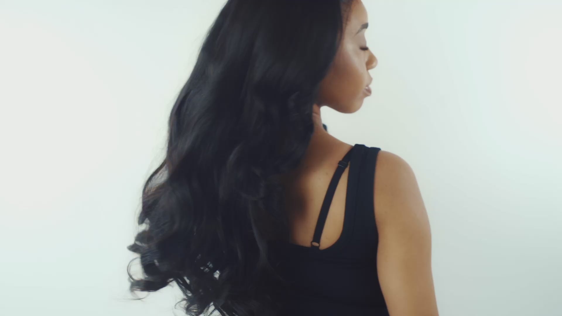 Miracana Double Drawn Perruque Body Wave Noire Mystérieuse