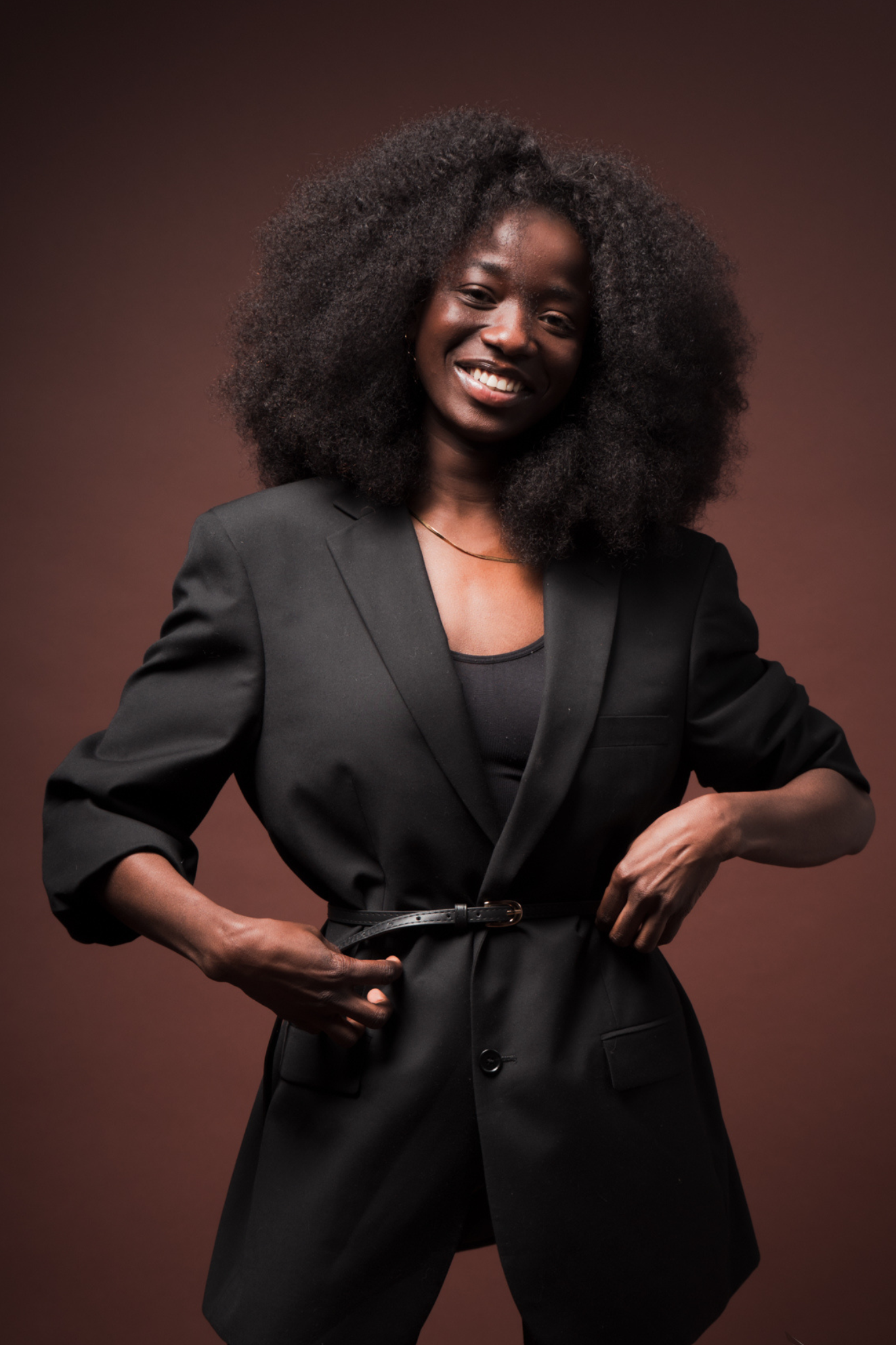 Miracana Perruque Premium Rocky Afro Wave Noire Mystérieux